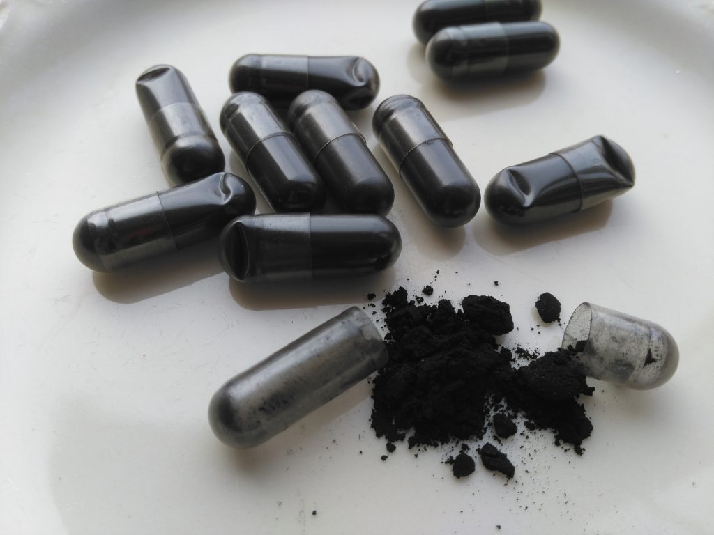 activated charcoal capsule for teeth whitening