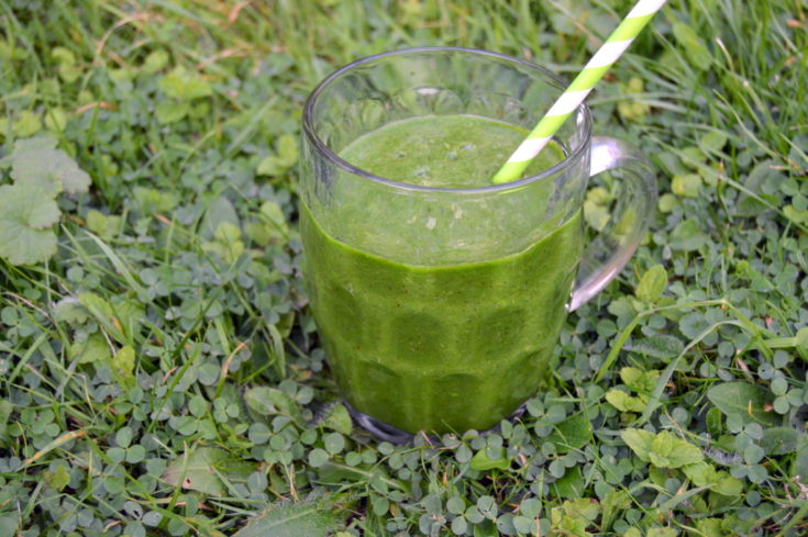 Clear Glowing Skin Green Smoothie
