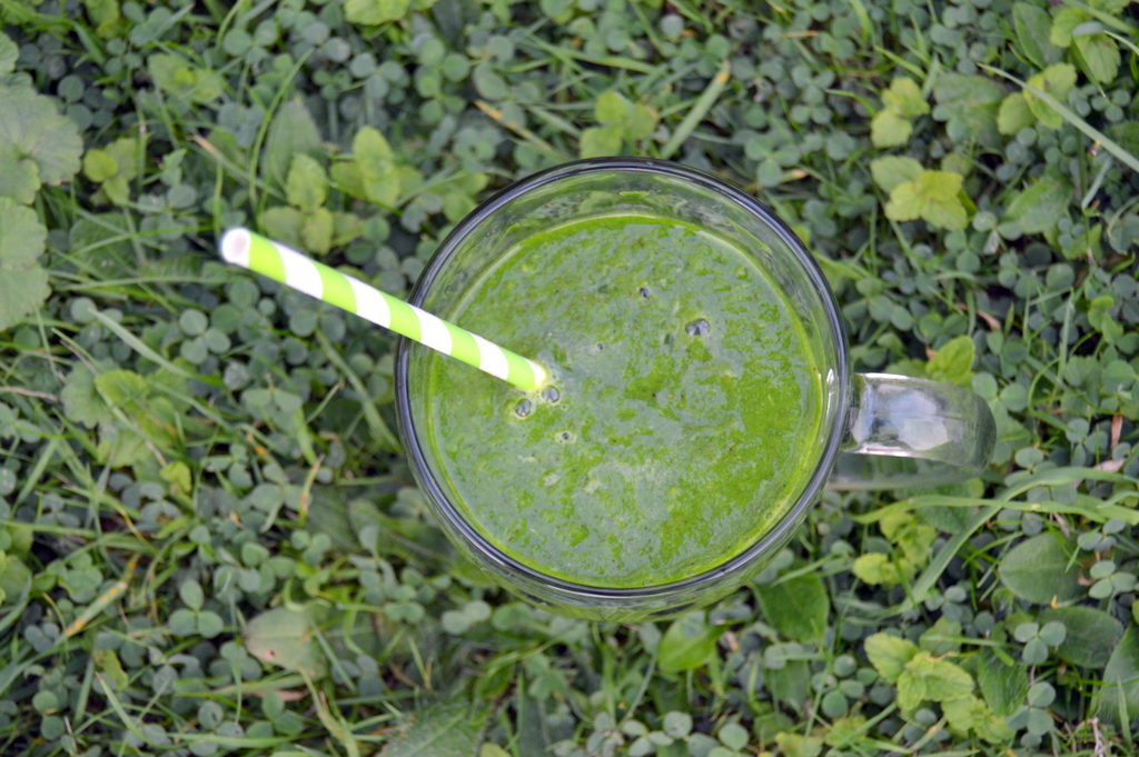 Clear Glowing Skin Green Smoothie Recipe