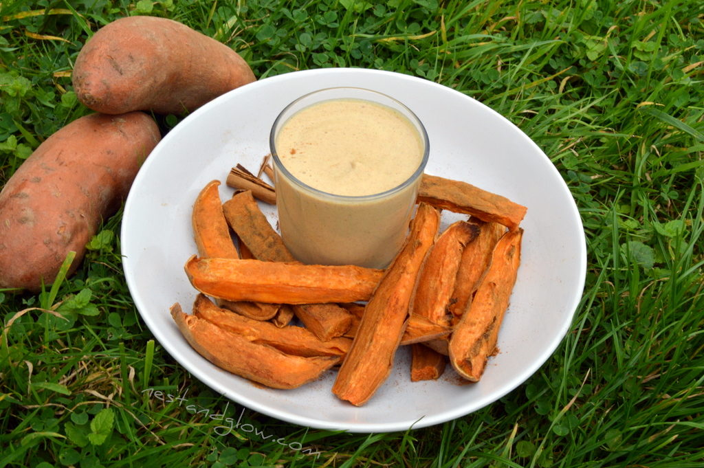 Sweet Potato Cinnamon Chips & Macadamia Vanilla Dip