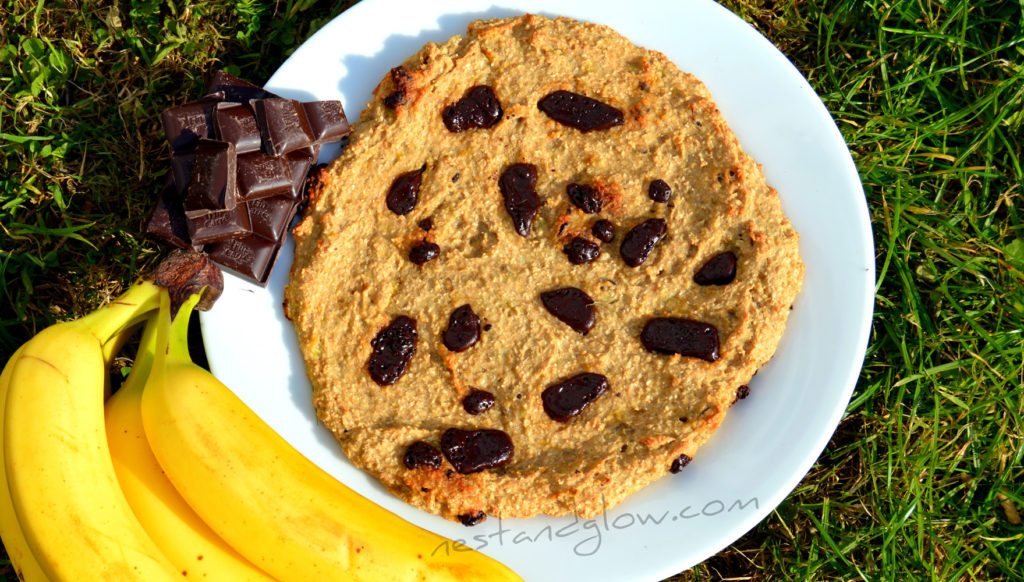 3 ingredient giant chocolate chip cookie recipe