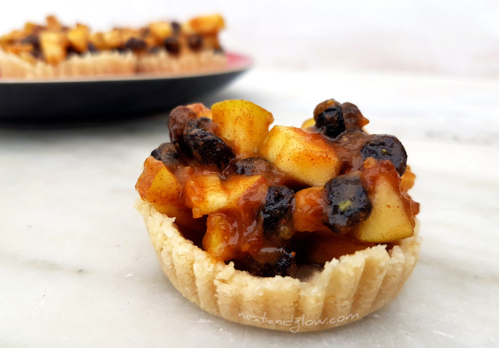 Delicious Easy Vegan Raw Mince pie