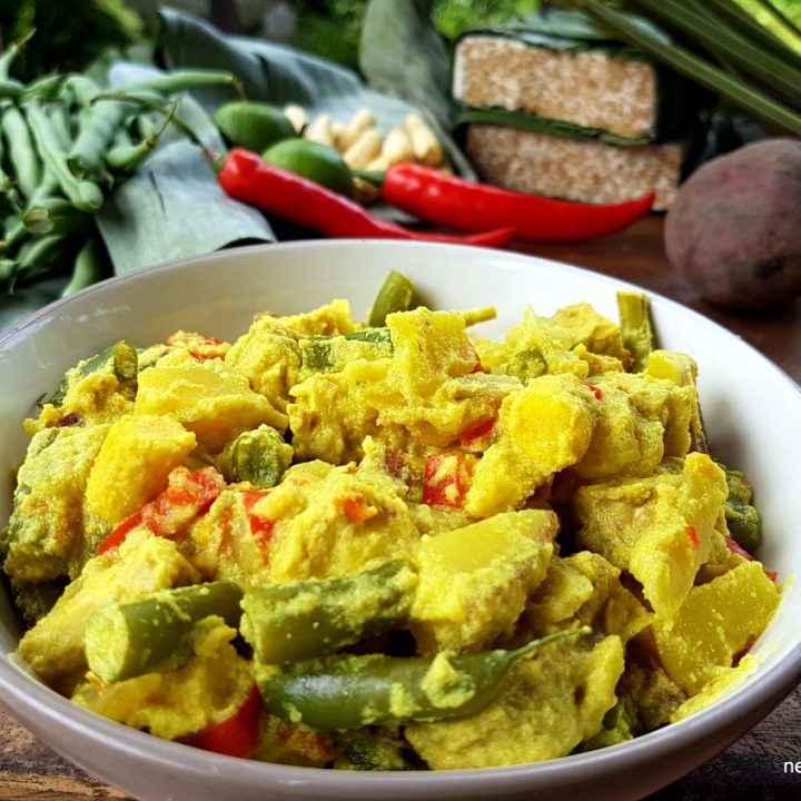 Tempeh Coconut Sweet Potato Curry