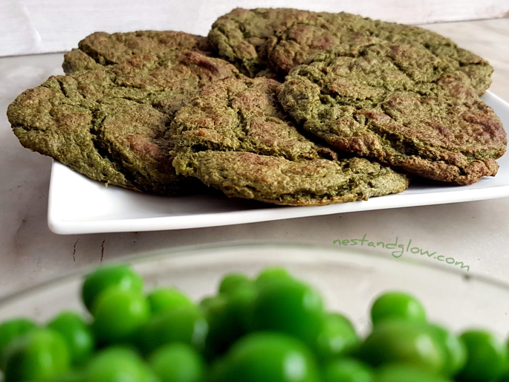 Green Pea cookies with bananas and oats