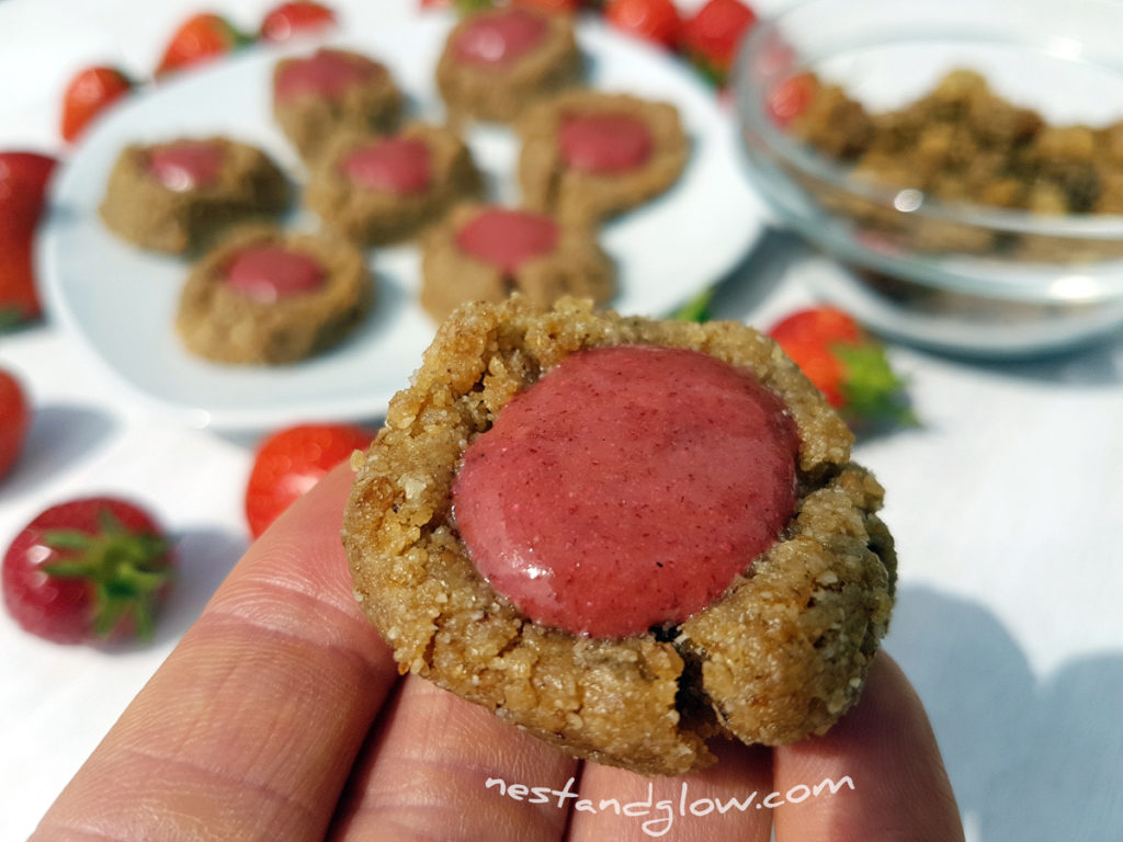 Easy Healthy Raw Strawberry Thumbprint Cookies