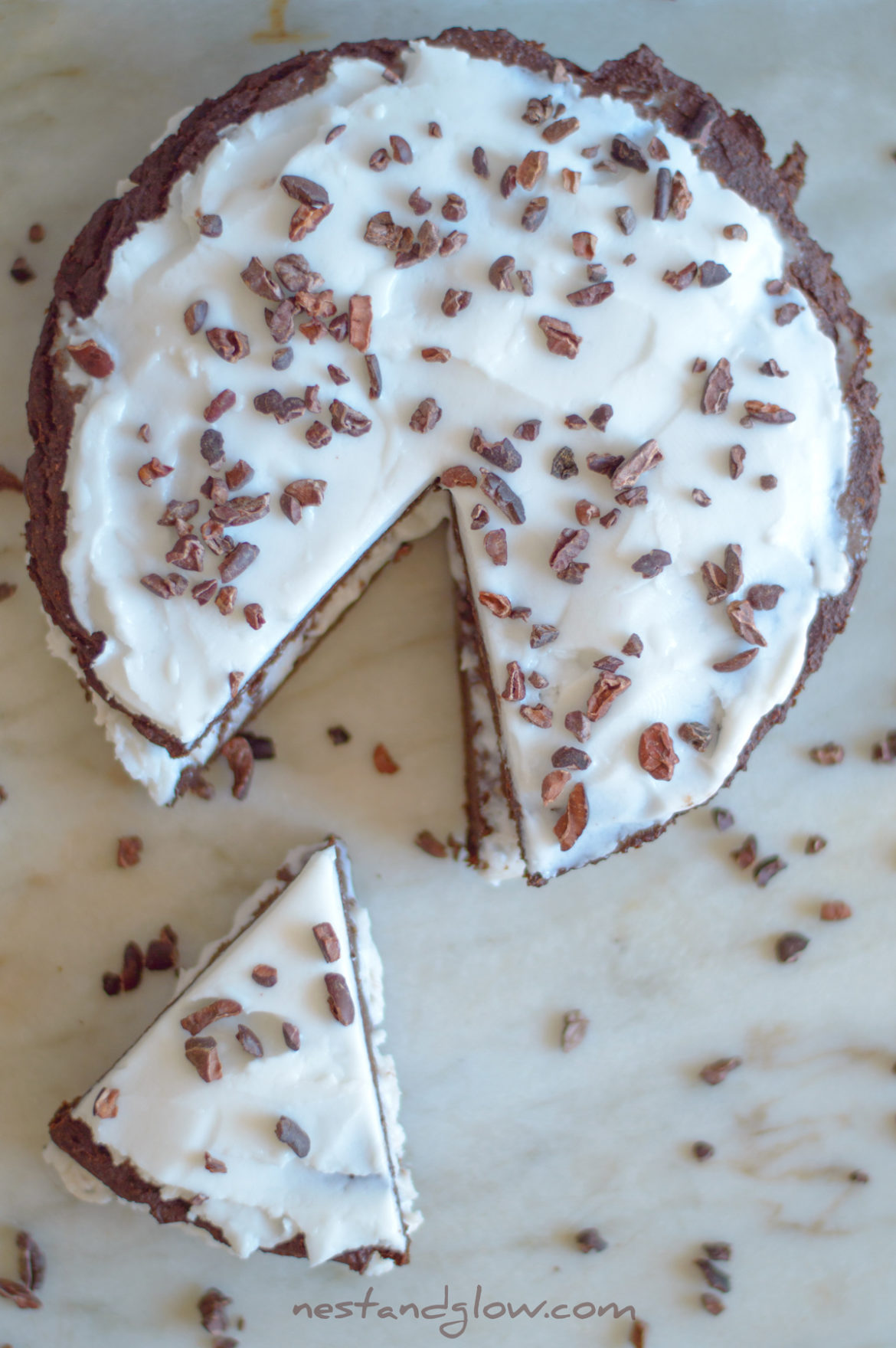 Kidney Bean Chocolate Cake Nest and Glow