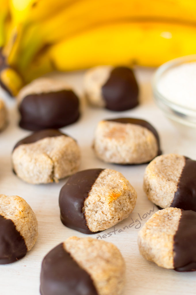 3 Ingredient Healthy Chocolate Macaroons