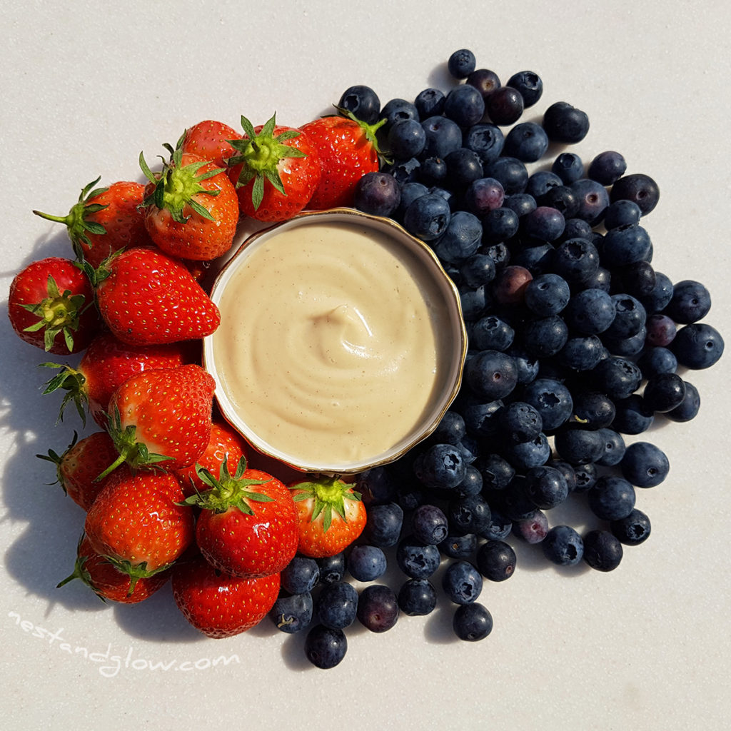 cashew fruit dip with berries