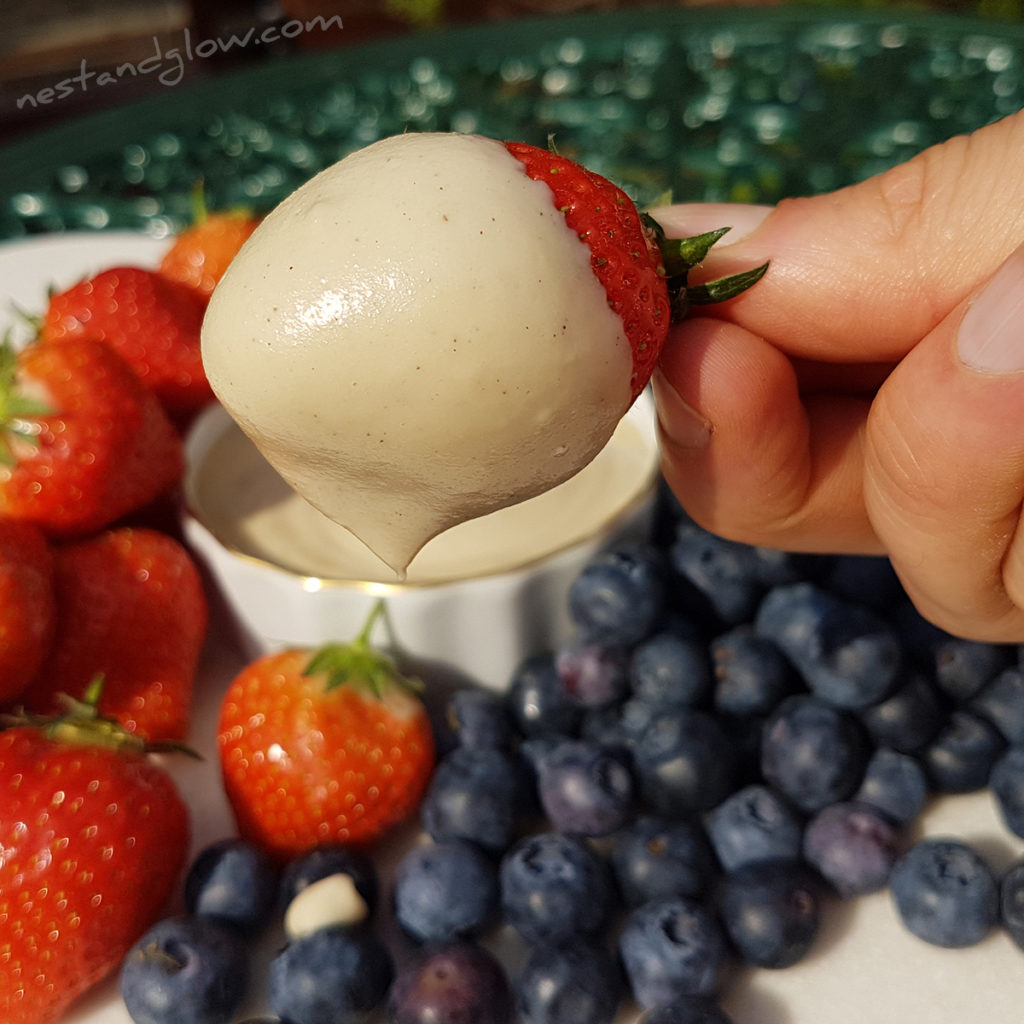 Strawberry Dipped in cashew vanilla dip