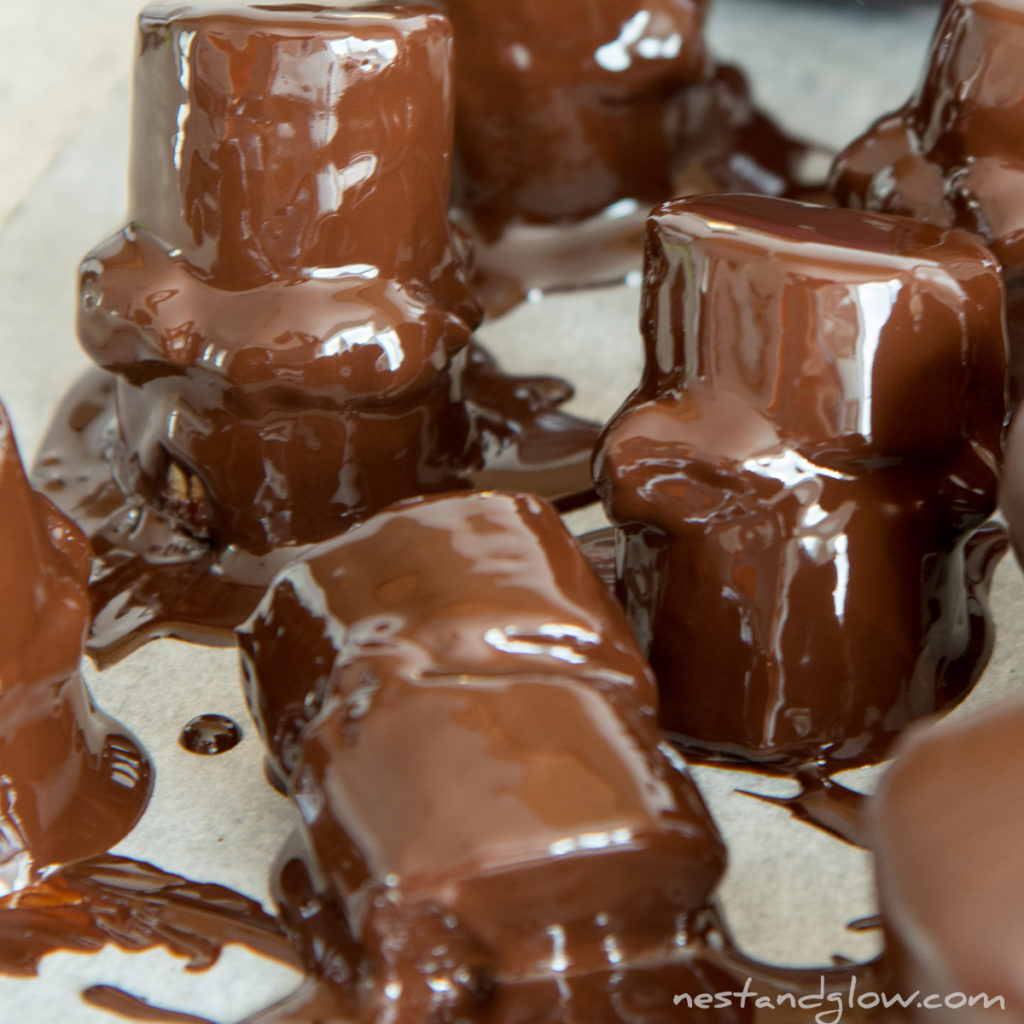 banana chocolate coins