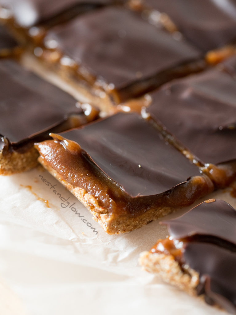 easy chocolate caramel slice made with dark chocolate. No flour or junk in this healthy treat