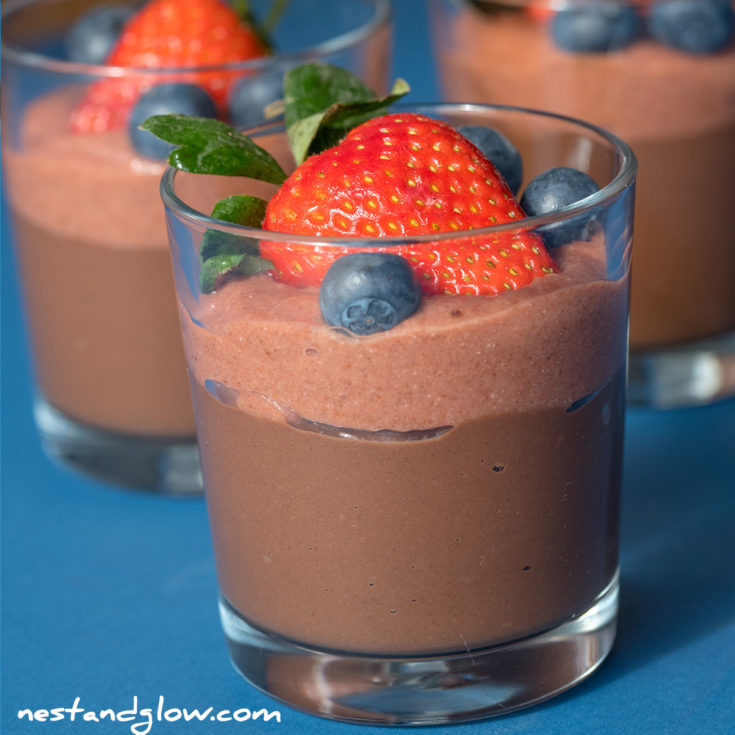 healthy and easy to make vegan mousse using just a few ingredients including cocoa, coconut milk and fruit